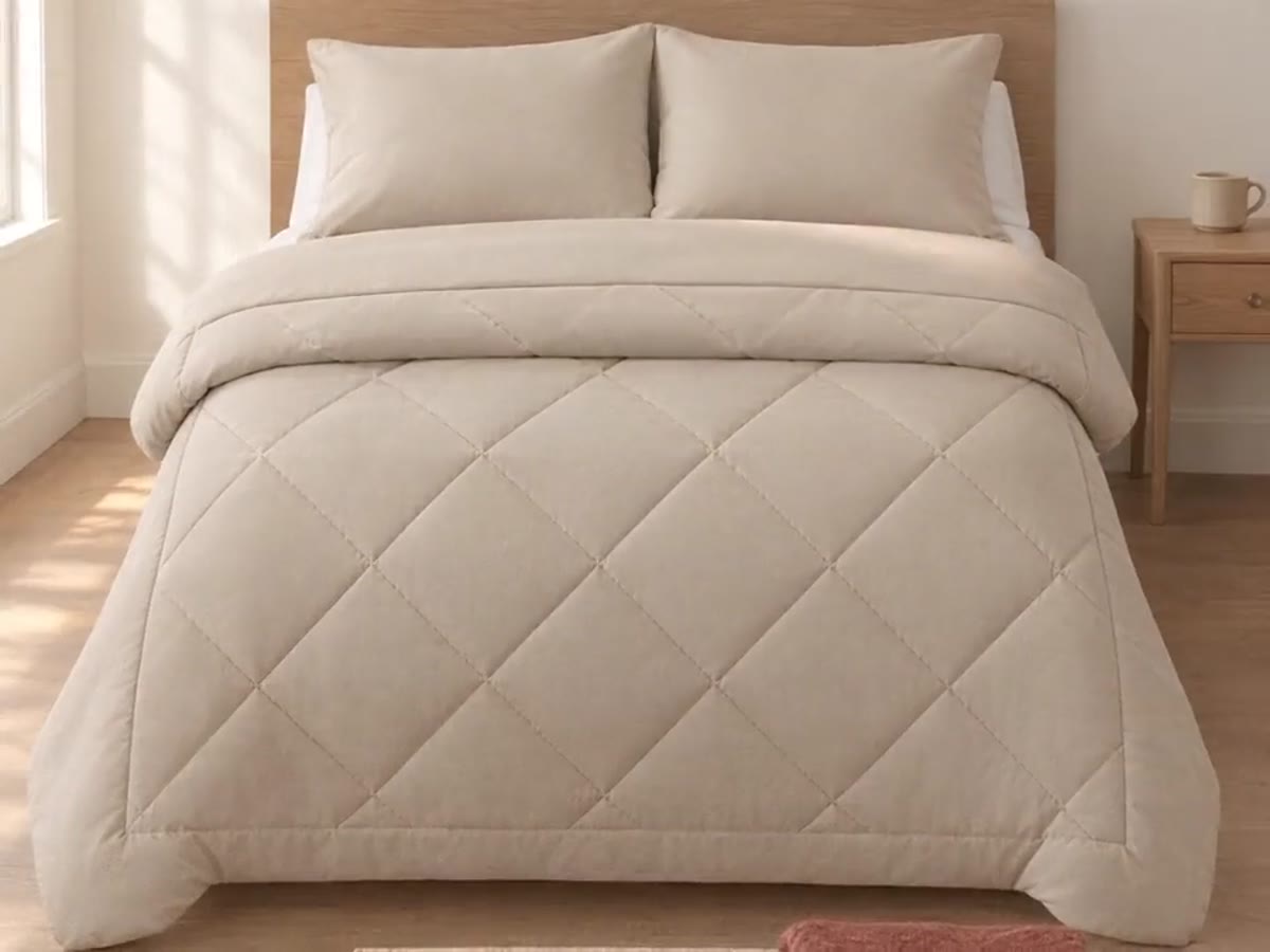 The Duvenna Coverless Duvet back on the bed, made in seconds